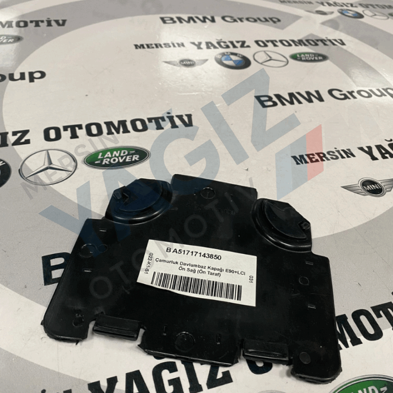 E90 ÖN SAĞ ÇAMURLUK DAVLUMBAZ KAPAĞI 51717143850