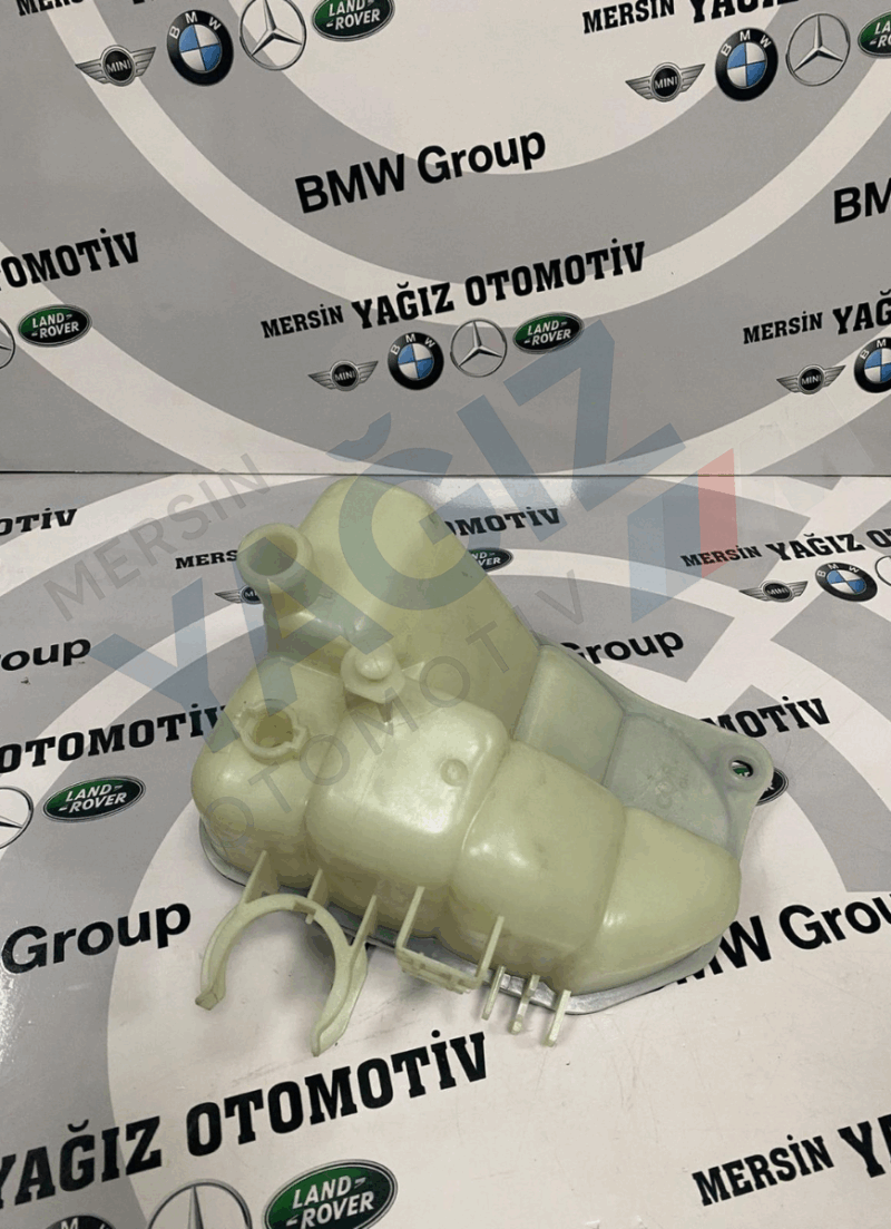 Mercedes C Serisi W203 Radyatör Yedek Su Deposu 2035000049 - Görsel 2